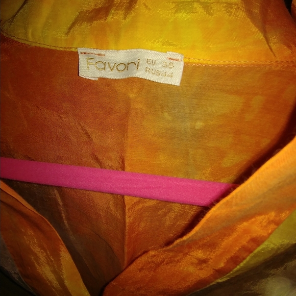 Top - Picture 3 of 3